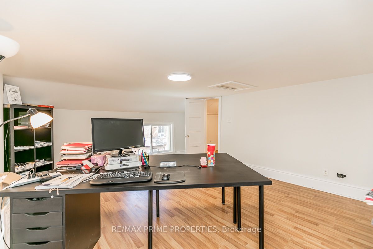 19108 Centre St, #Unit 1