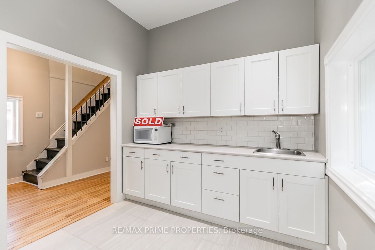 19108 Centre St, #Unit 1
