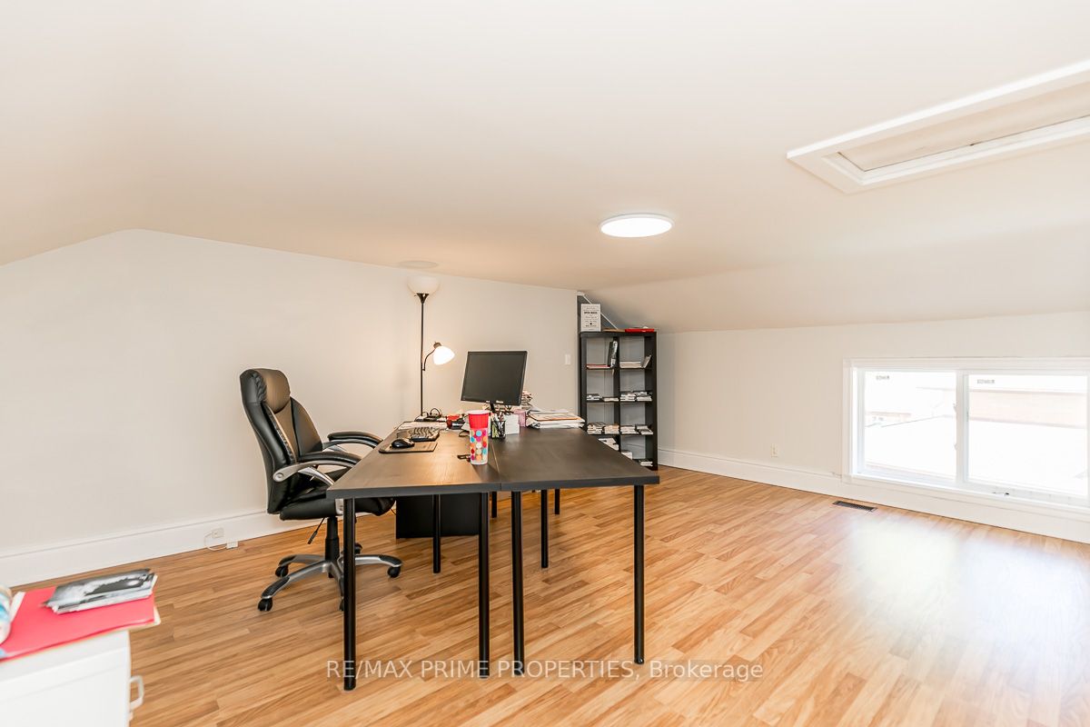 19108 Centre St, #Unit 1