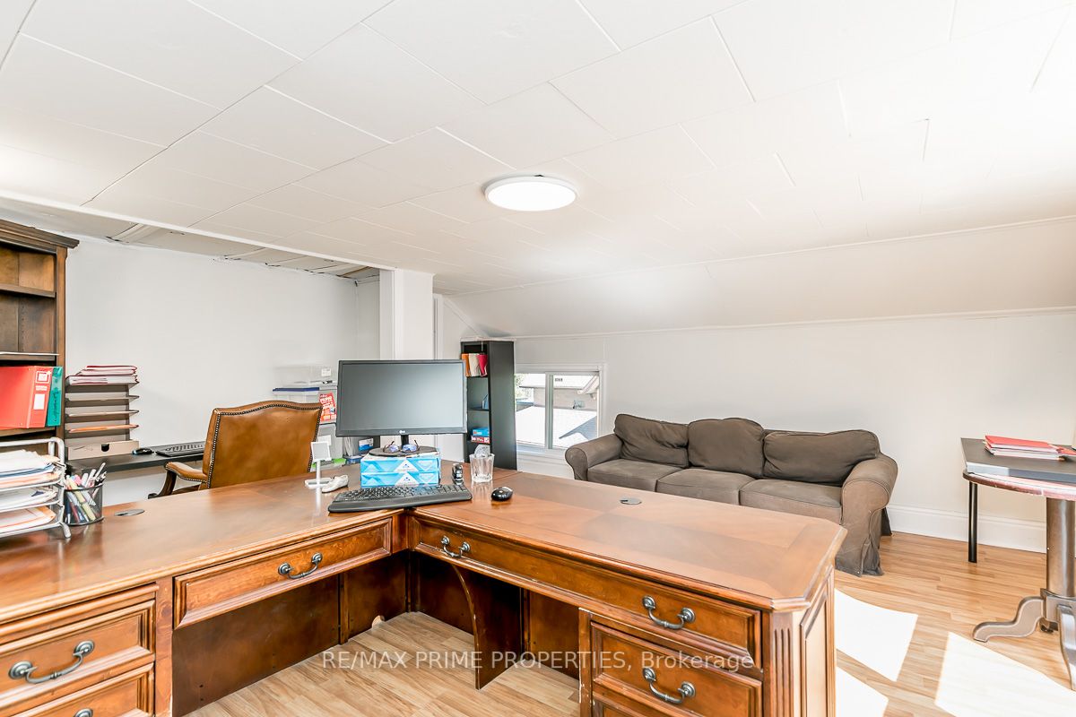19108 Centre St, #Unit 1