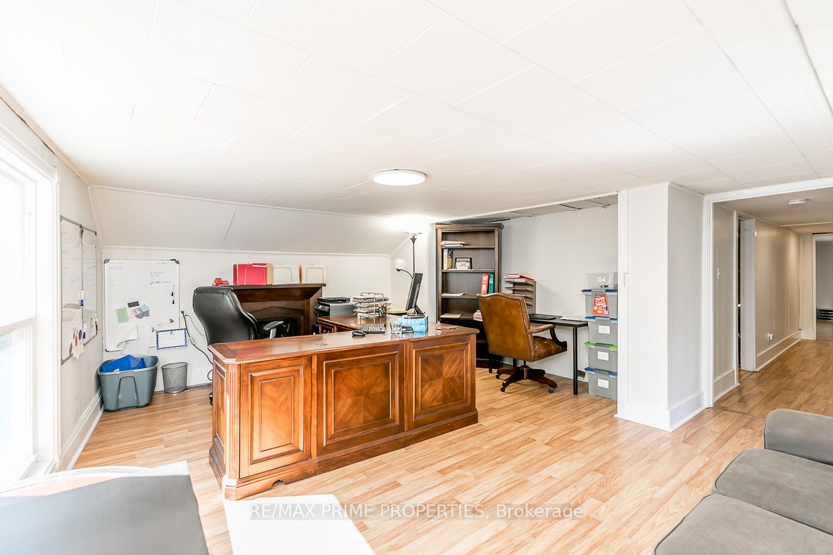 19108 Centre St, #Unit 1