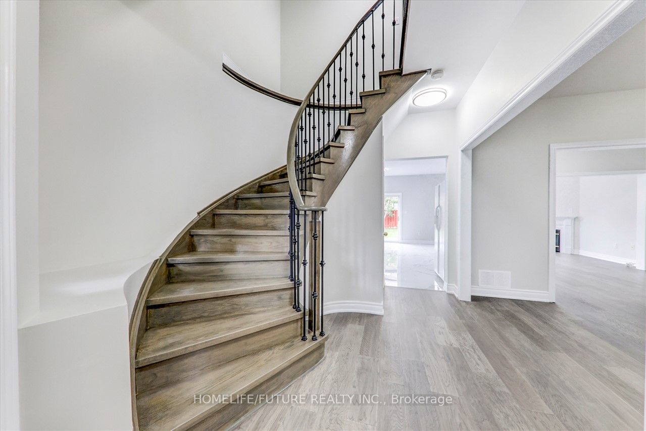 620 Highglen Ave