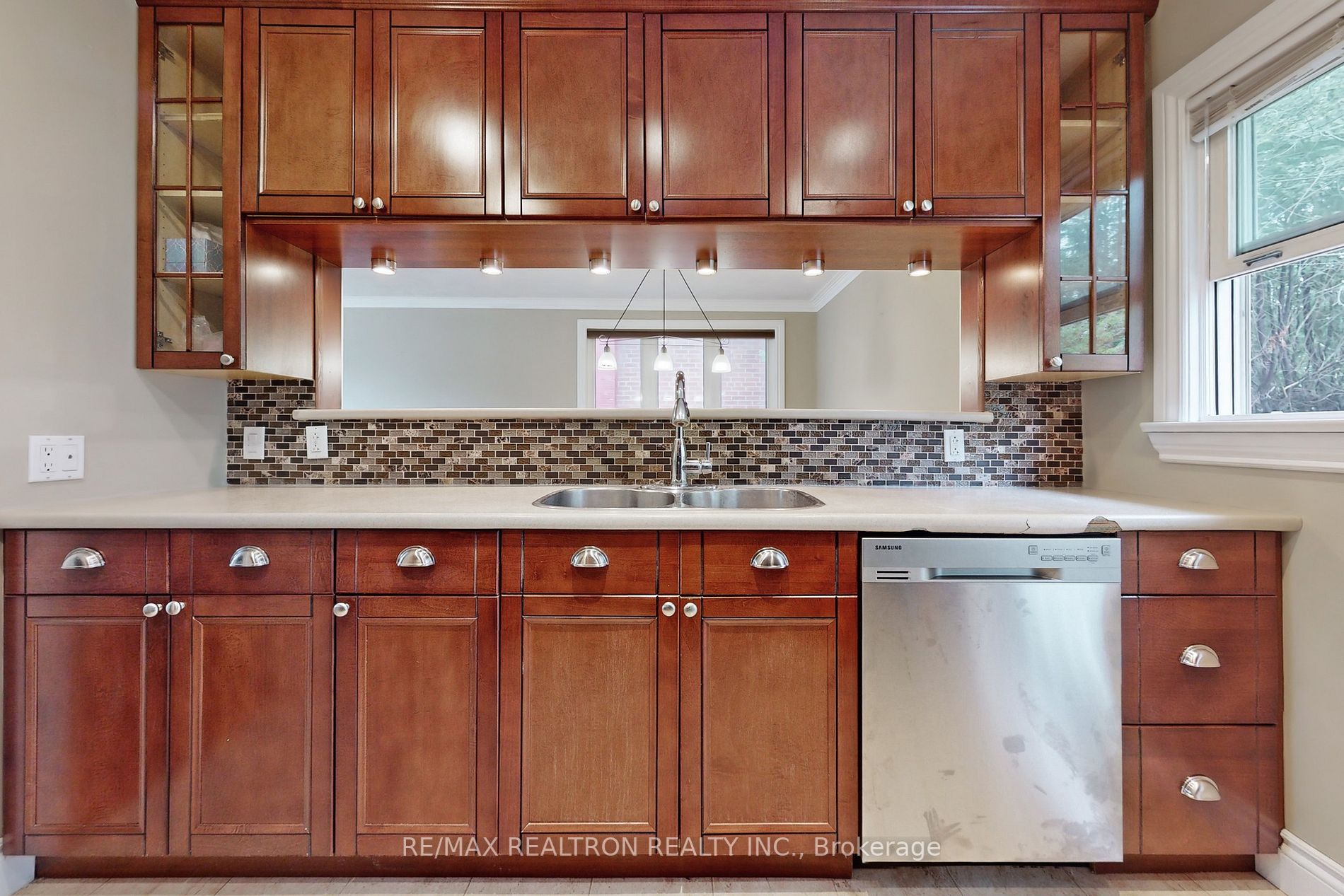 75 Millard Ave, #Main