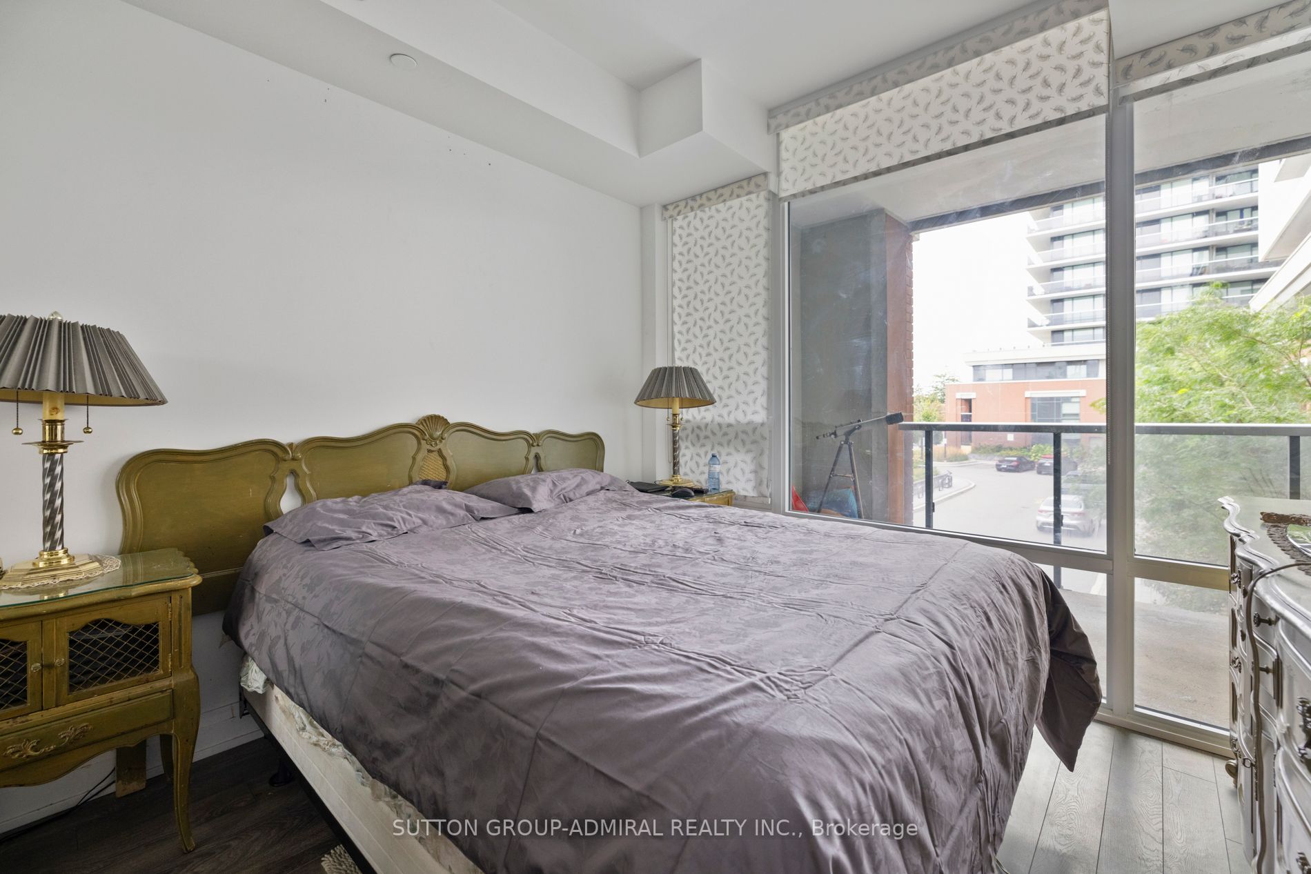 4800 Highway 7, #240