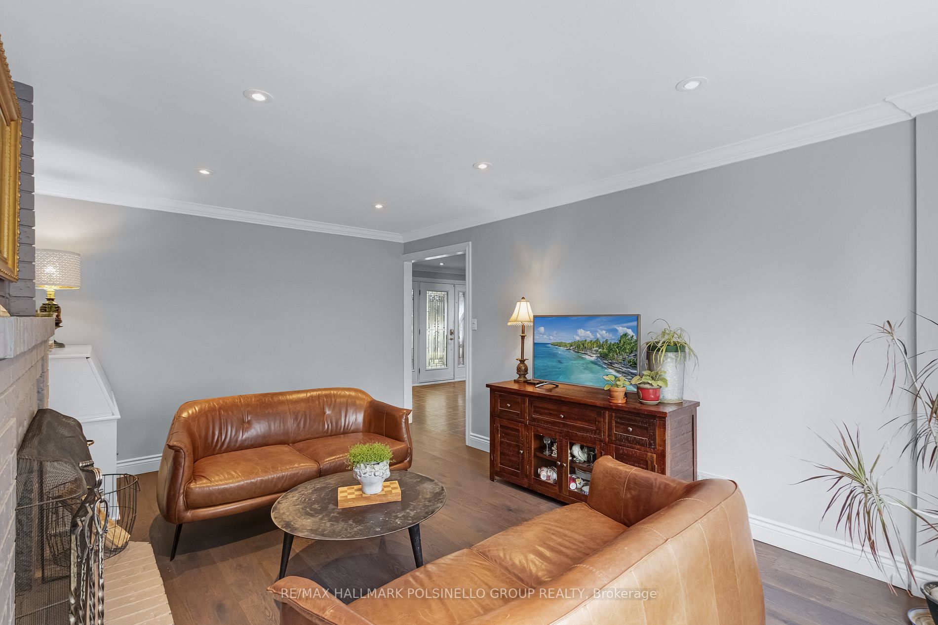 64 Aspen Cres