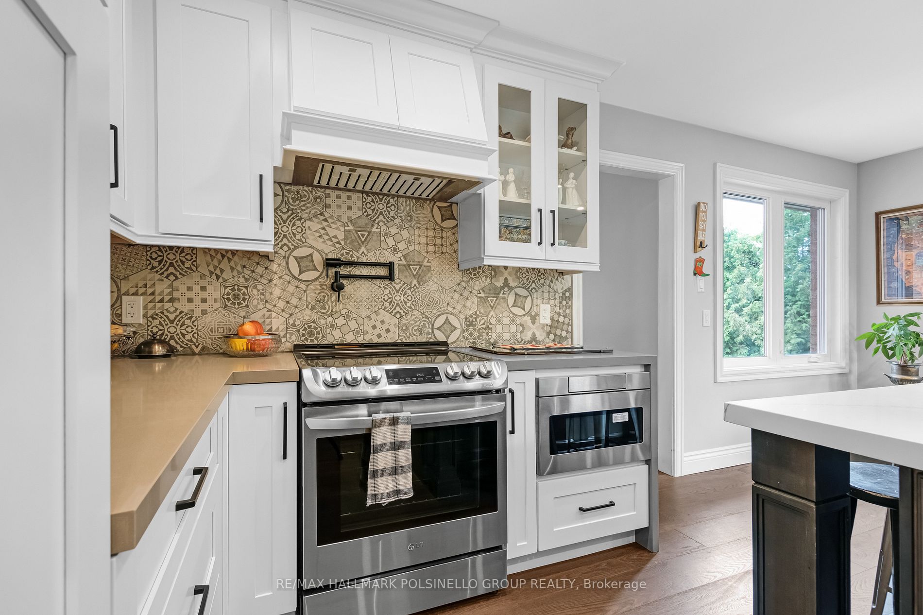 64 Aspen Cres