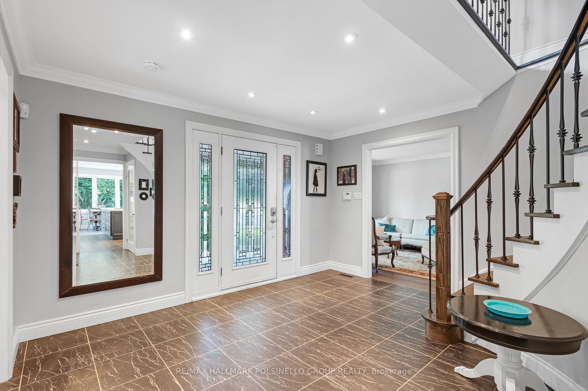 64 Aspen Cres
