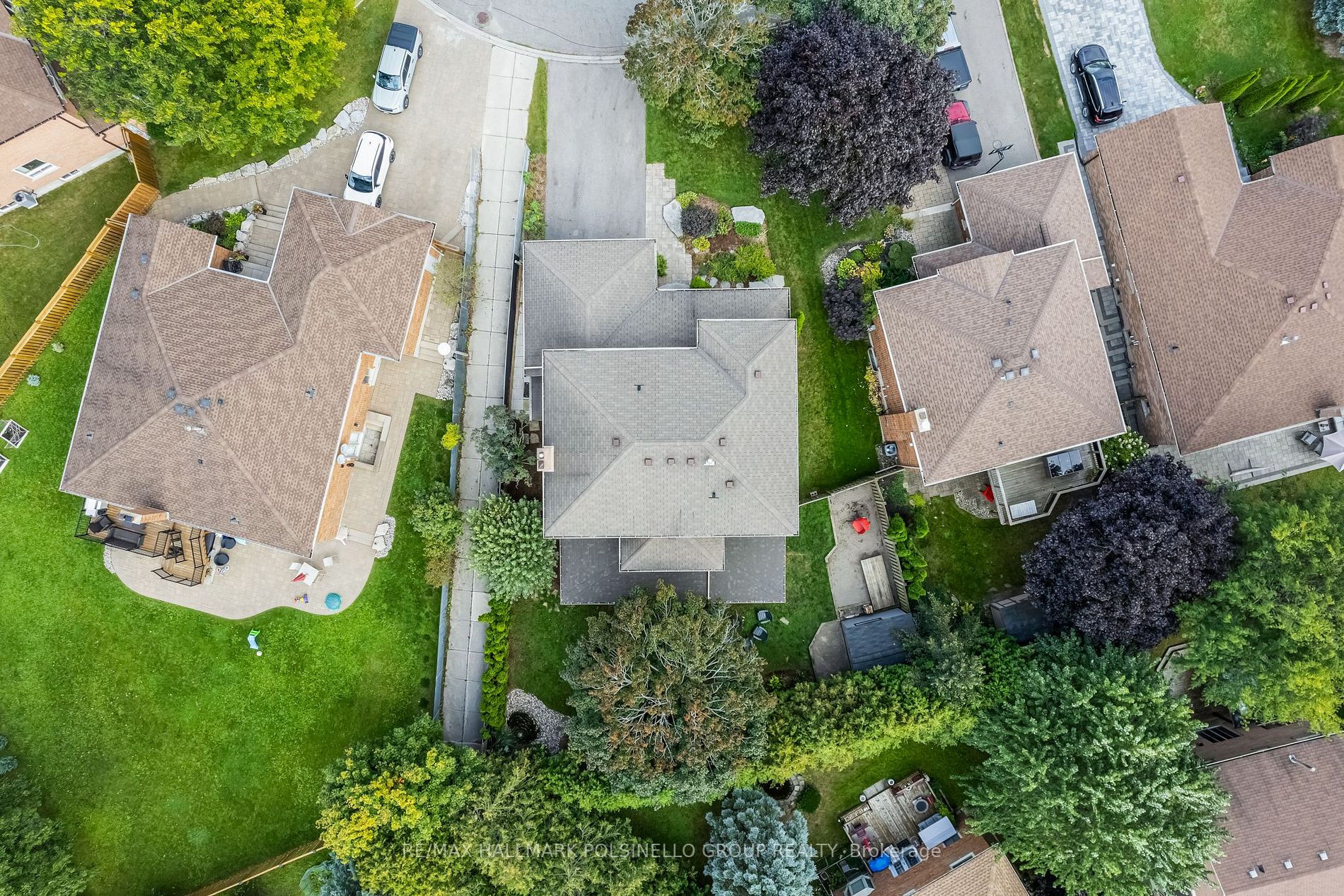 64 Aspen Cres