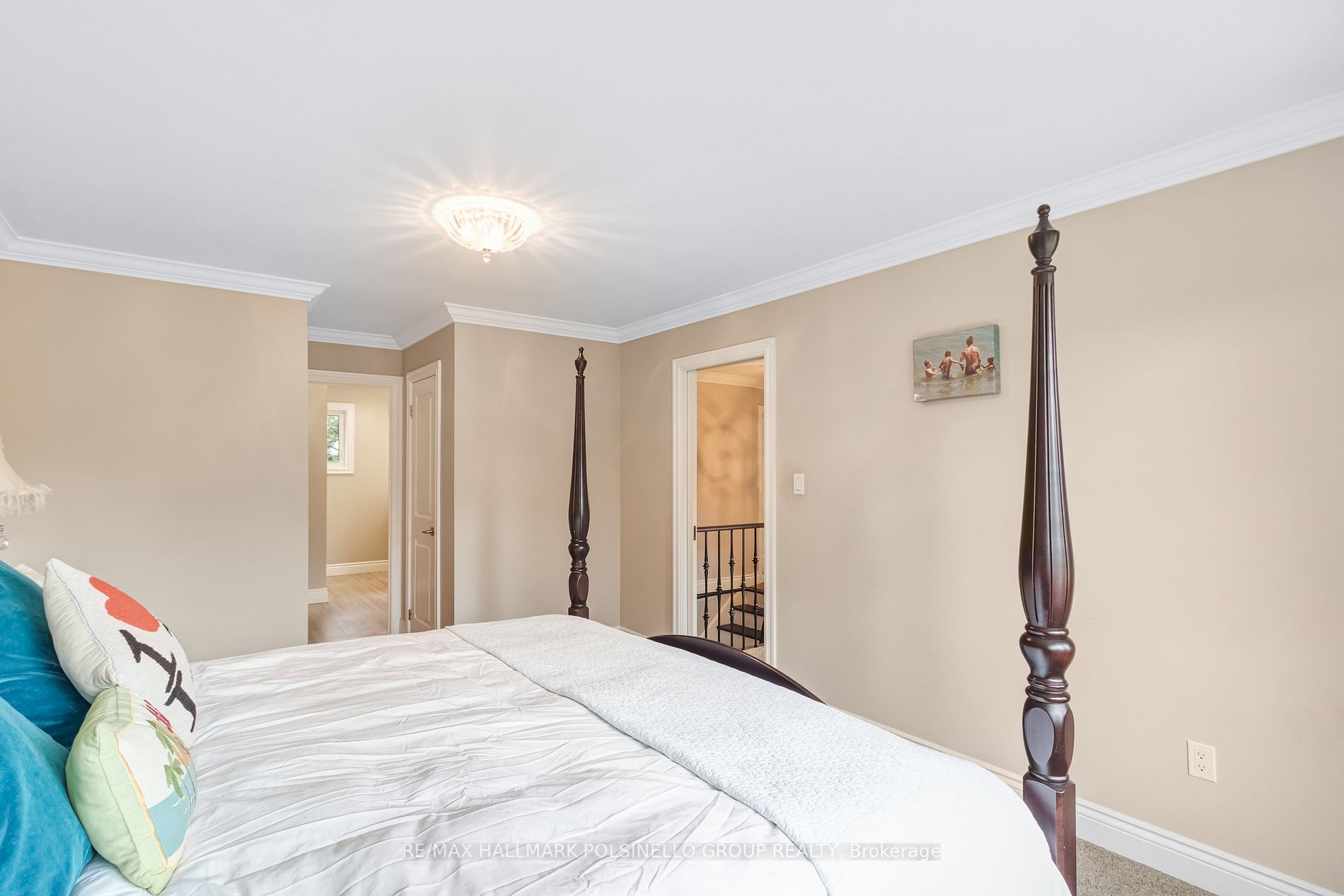 64 Aspen Cres