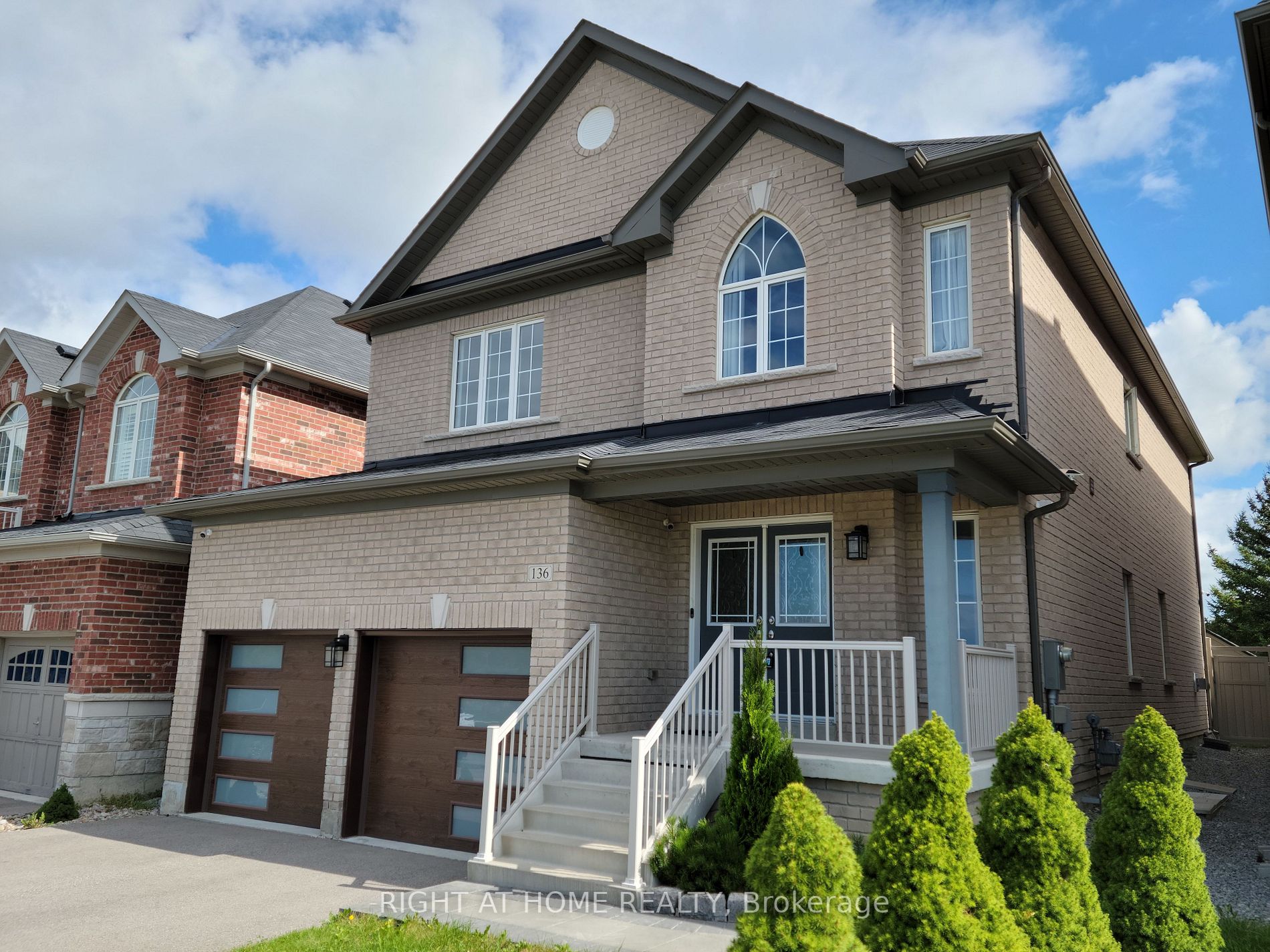 136 Noble Dr