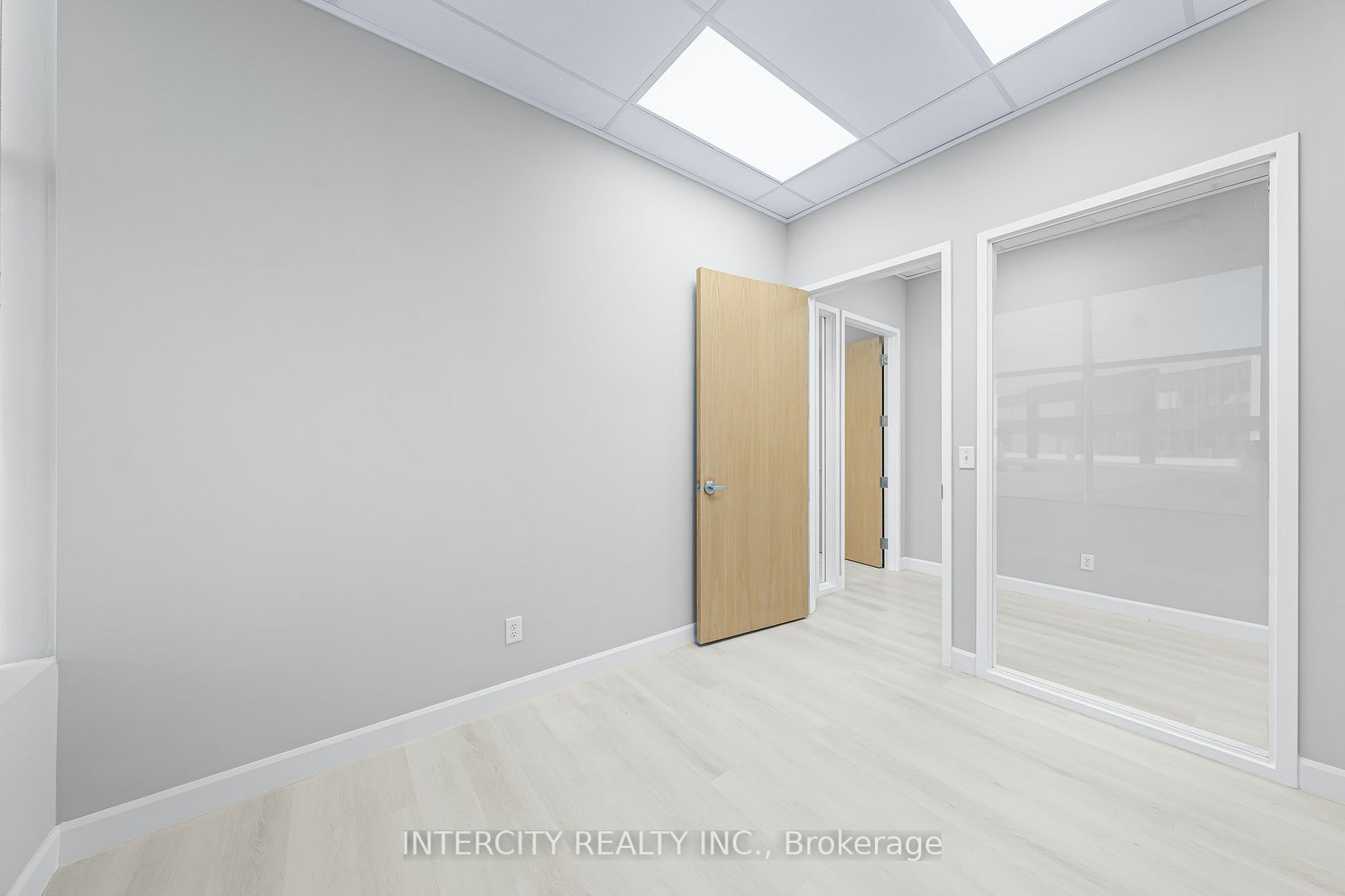 20 Great Gulf Dr, #09