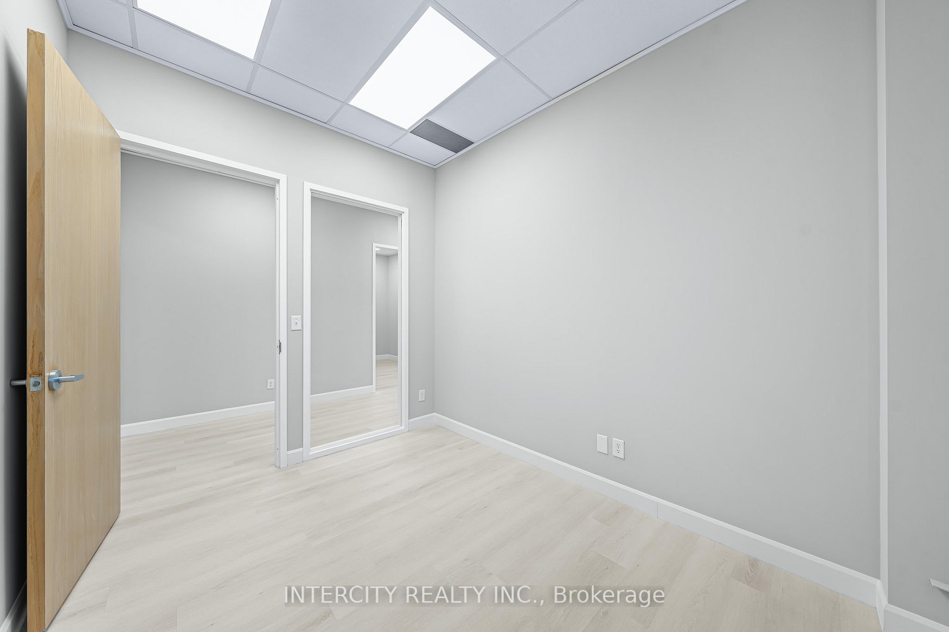 20 Great Gulf Dr, #09