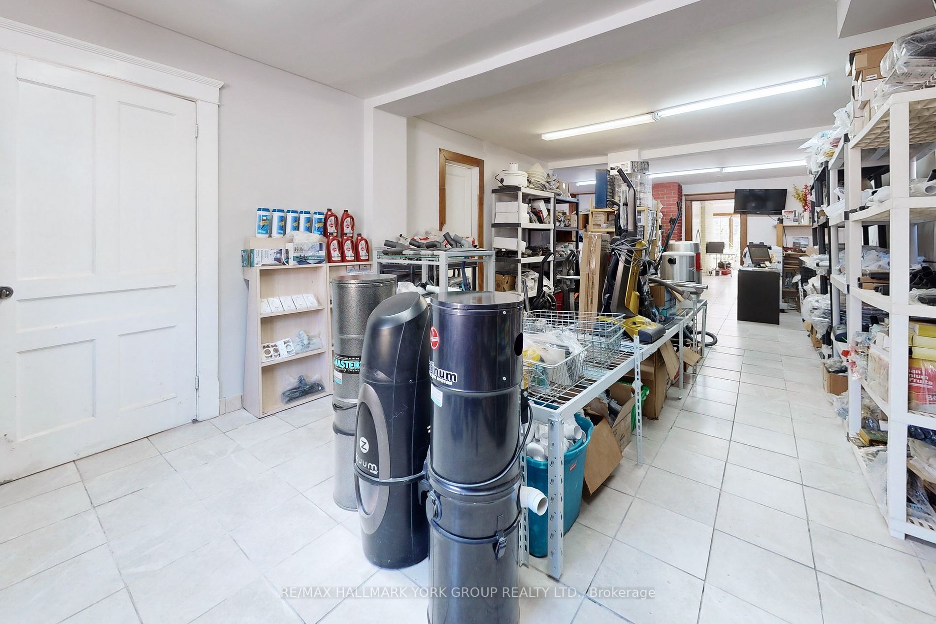 106 Main St, #Main