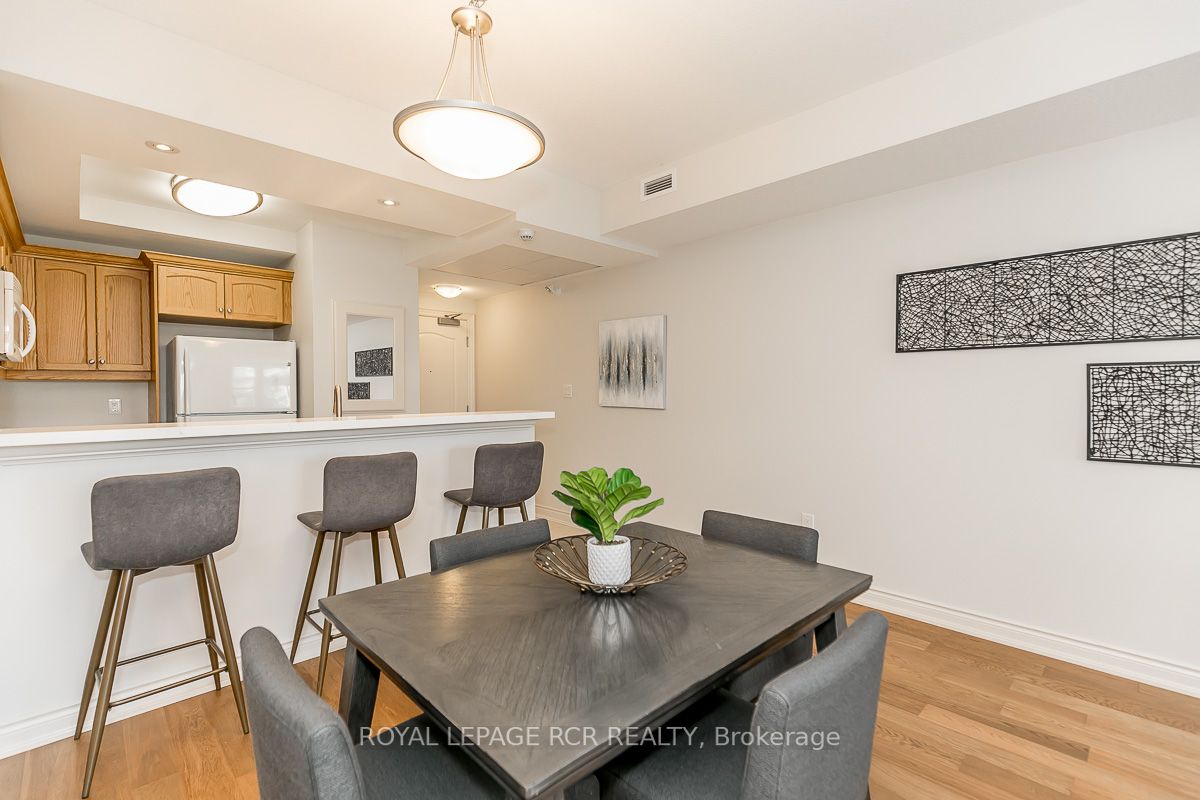 2 Briar Hill Hts, #205