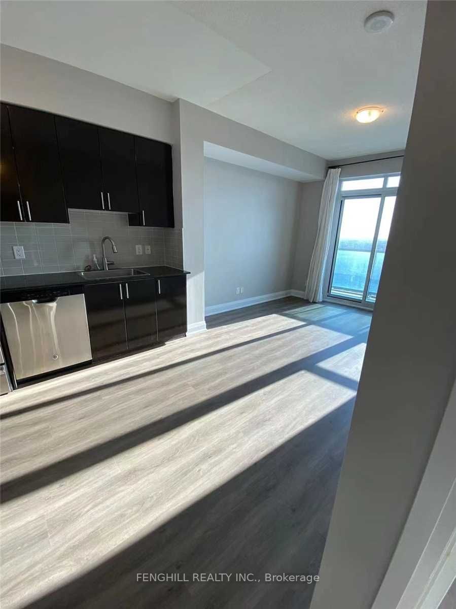7171 Yonge St, #2211