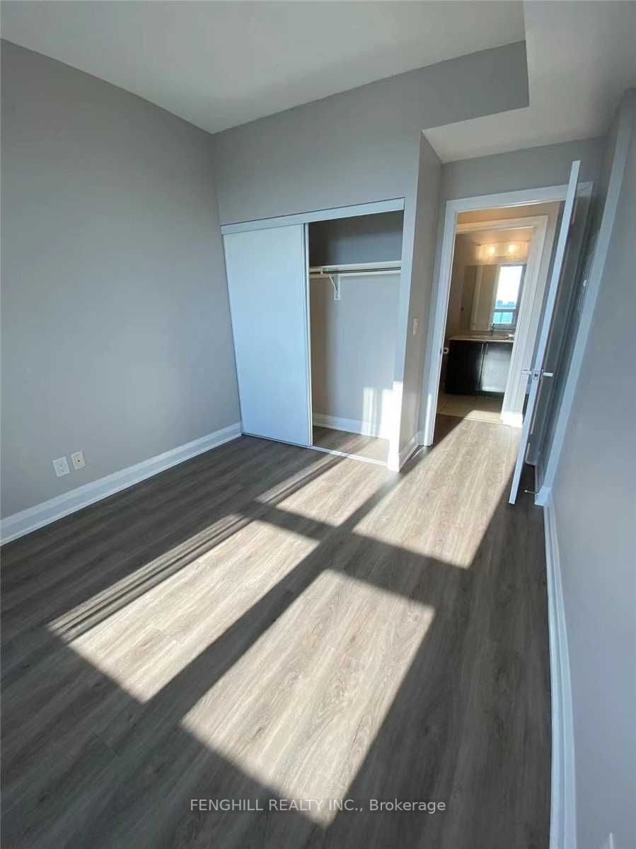 7171 Yonge St, #2211