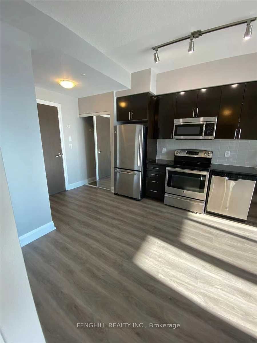7171 Yonge St, #2211