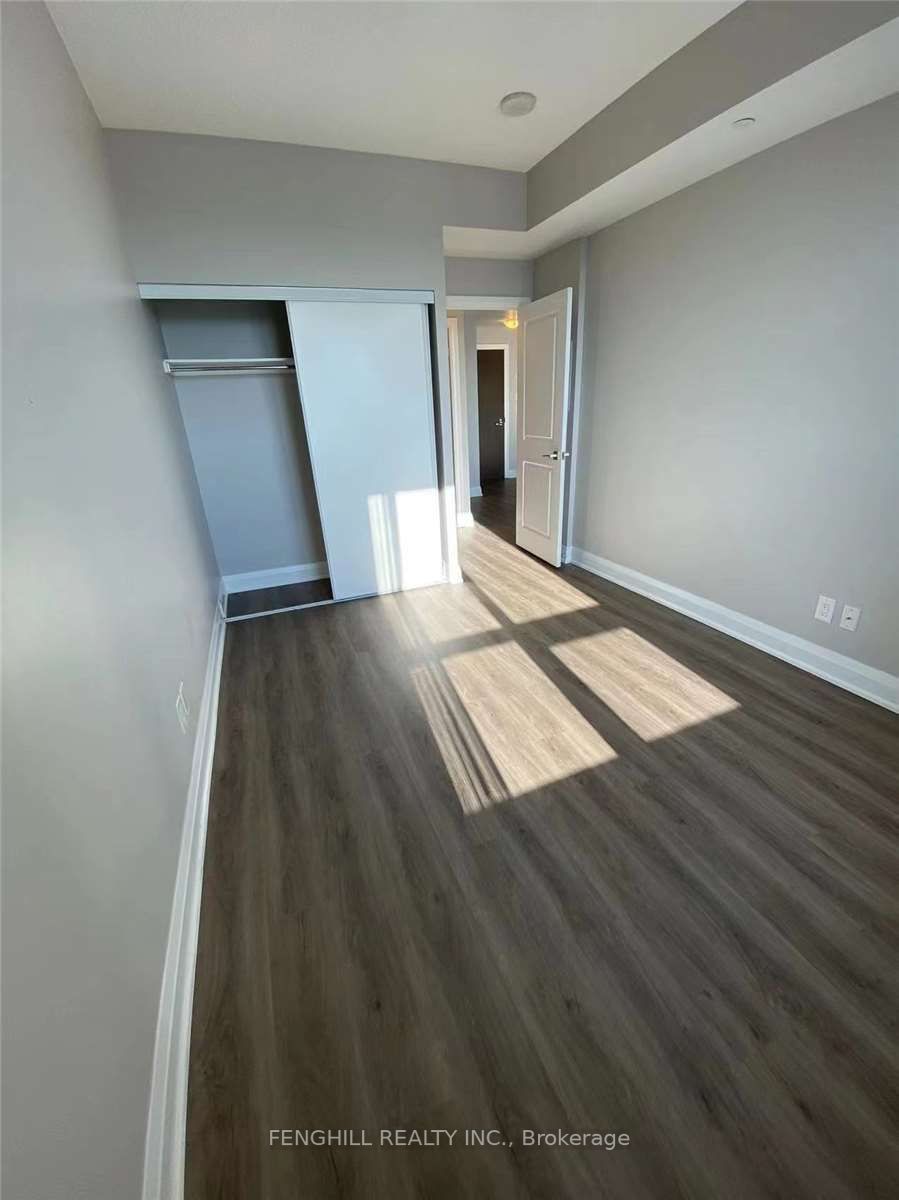 7171 Yonge St, #2211