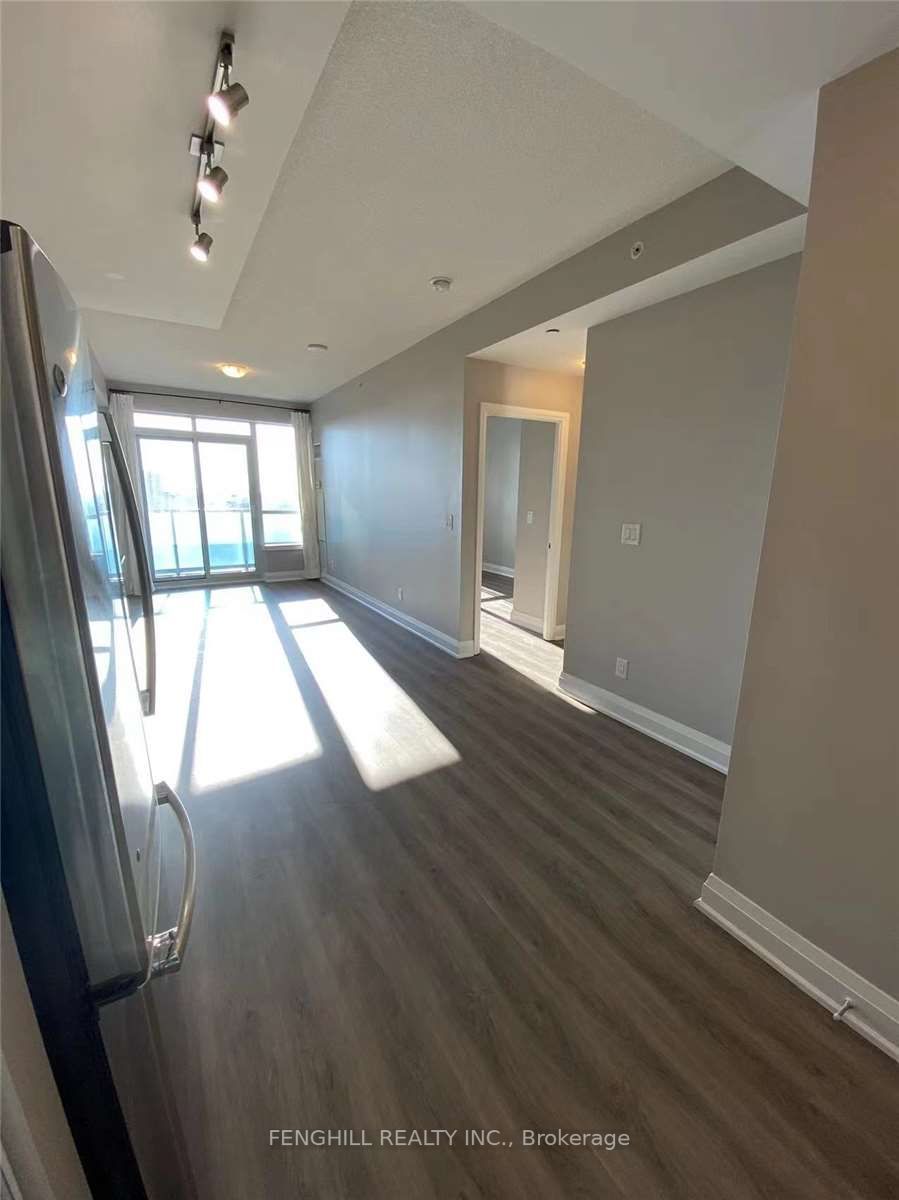 7171 Yonge St, #2211
