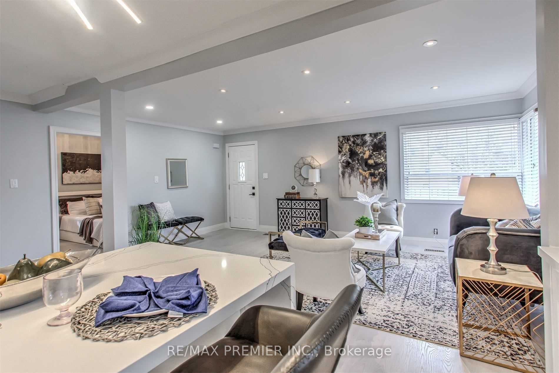 254 Andrew St