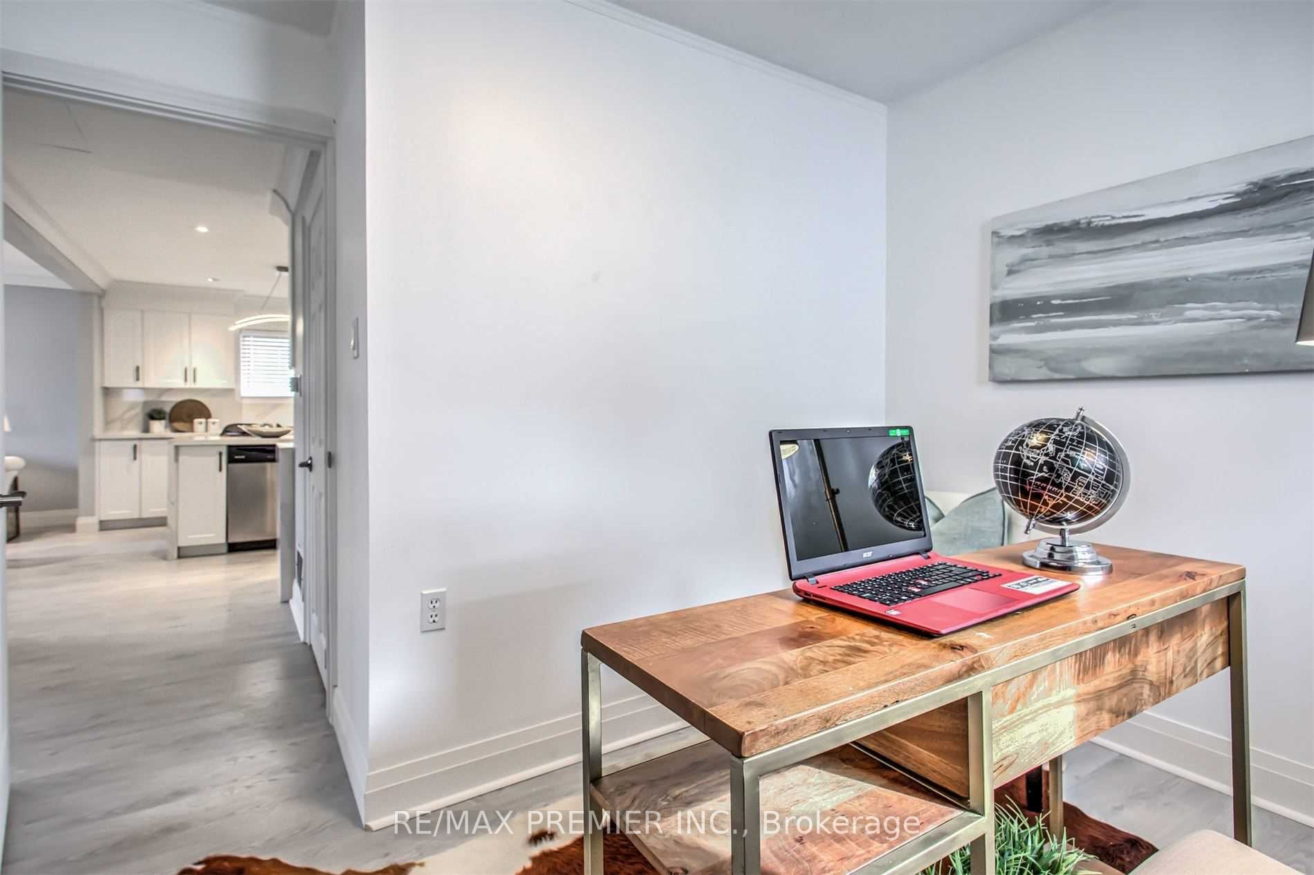 254 Andrew St