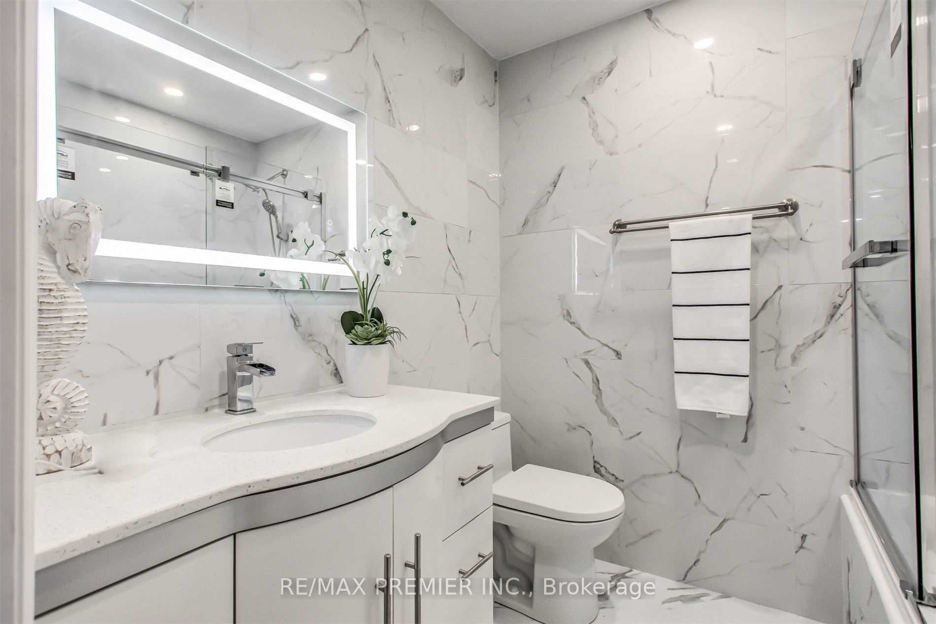 254 Andrew St