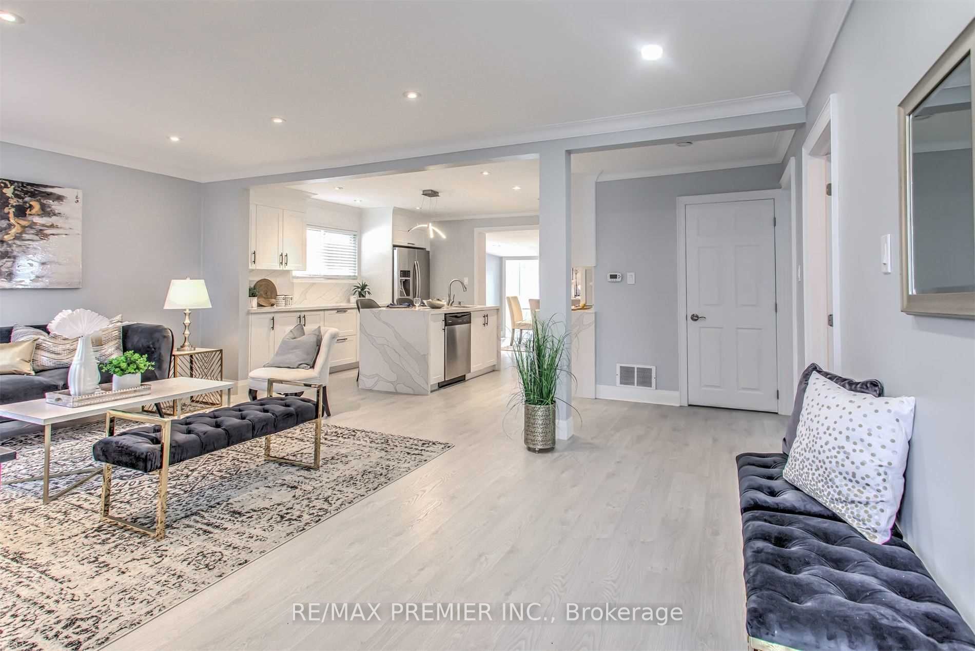 254 Andrew St