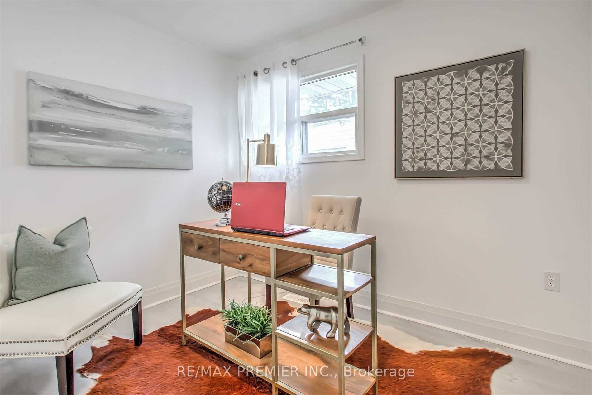254 Andrew St