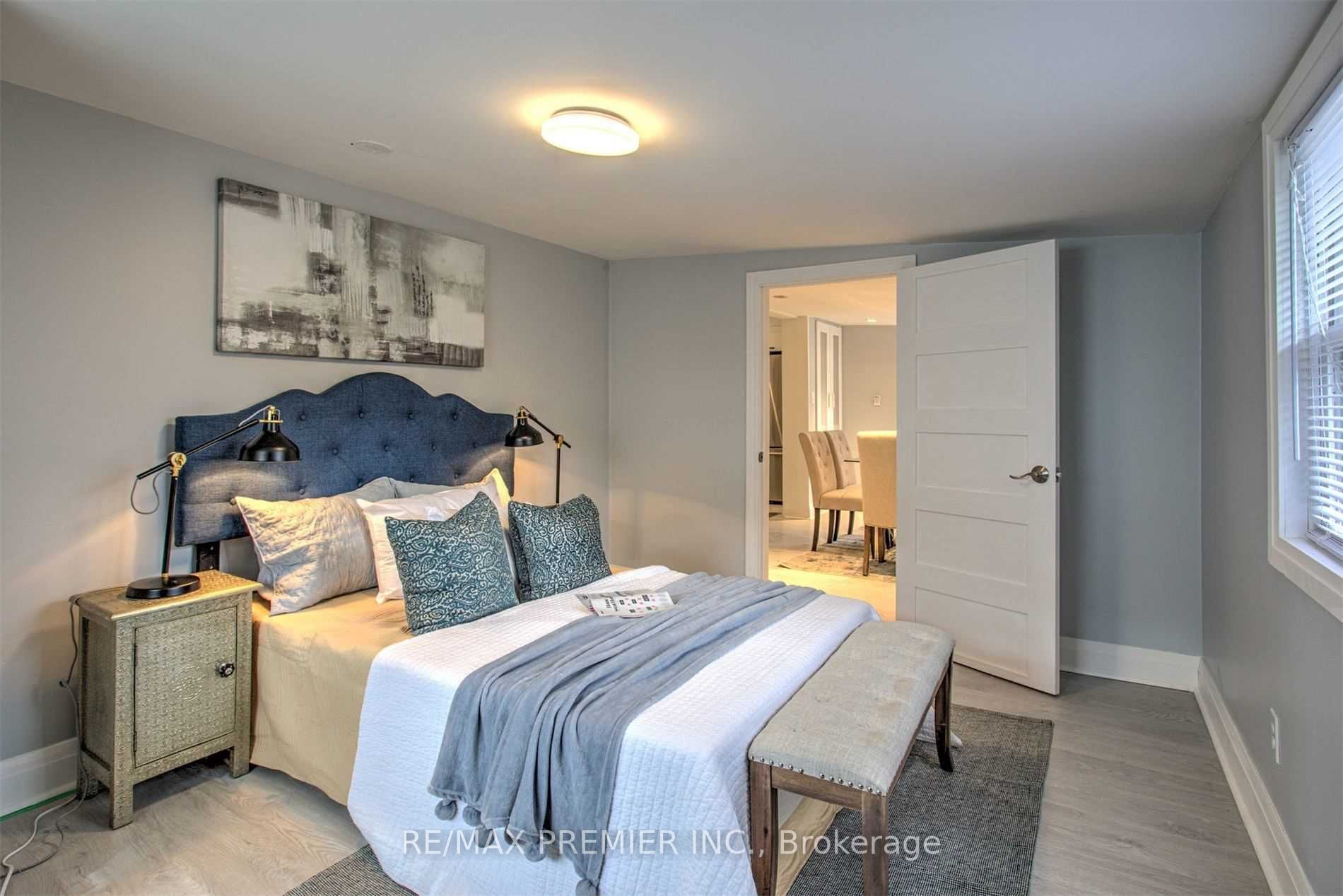 254 Andrew St