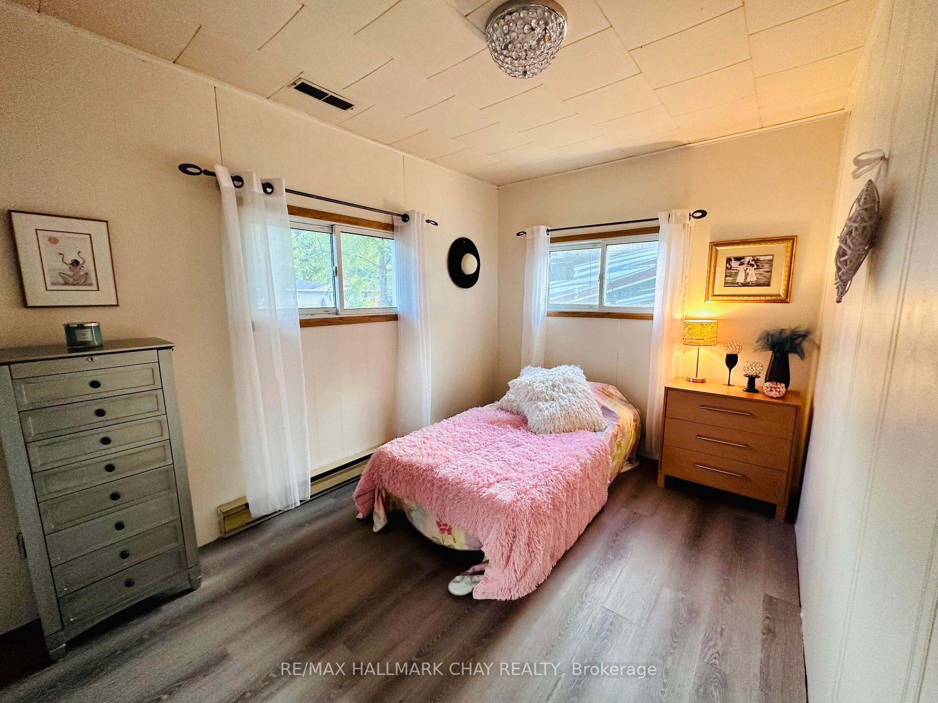 266 Maple Grove Dr