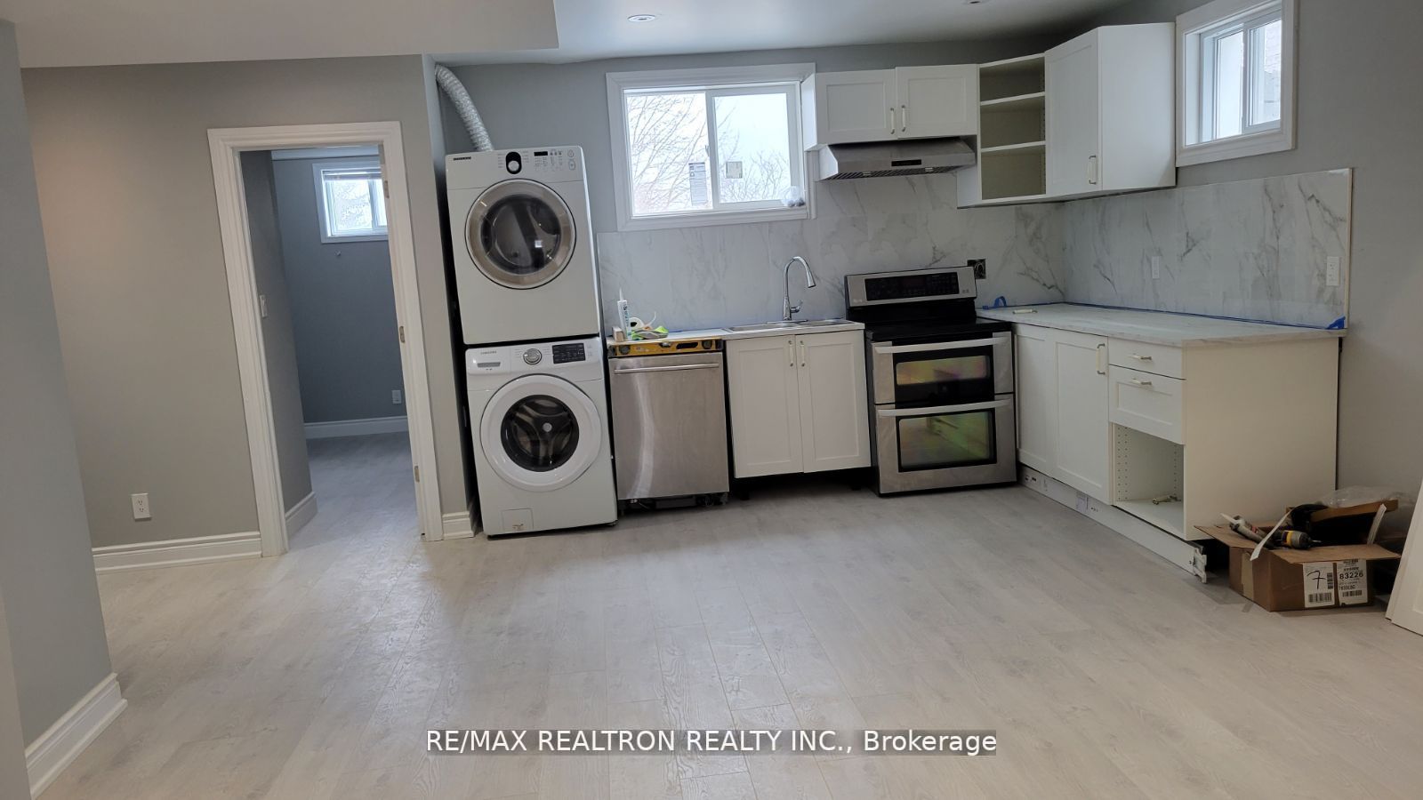 48 Imperial Cres