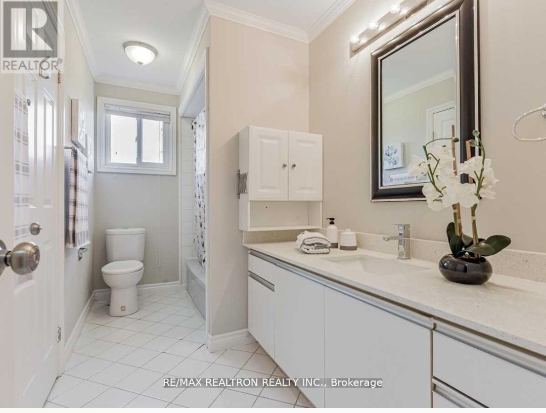 48 Imperial Cres