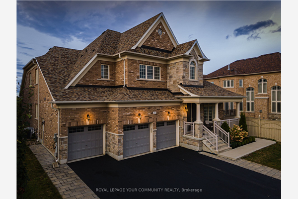 32 Coppermine Crt, King