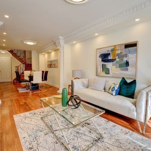 31 Clarion Cres