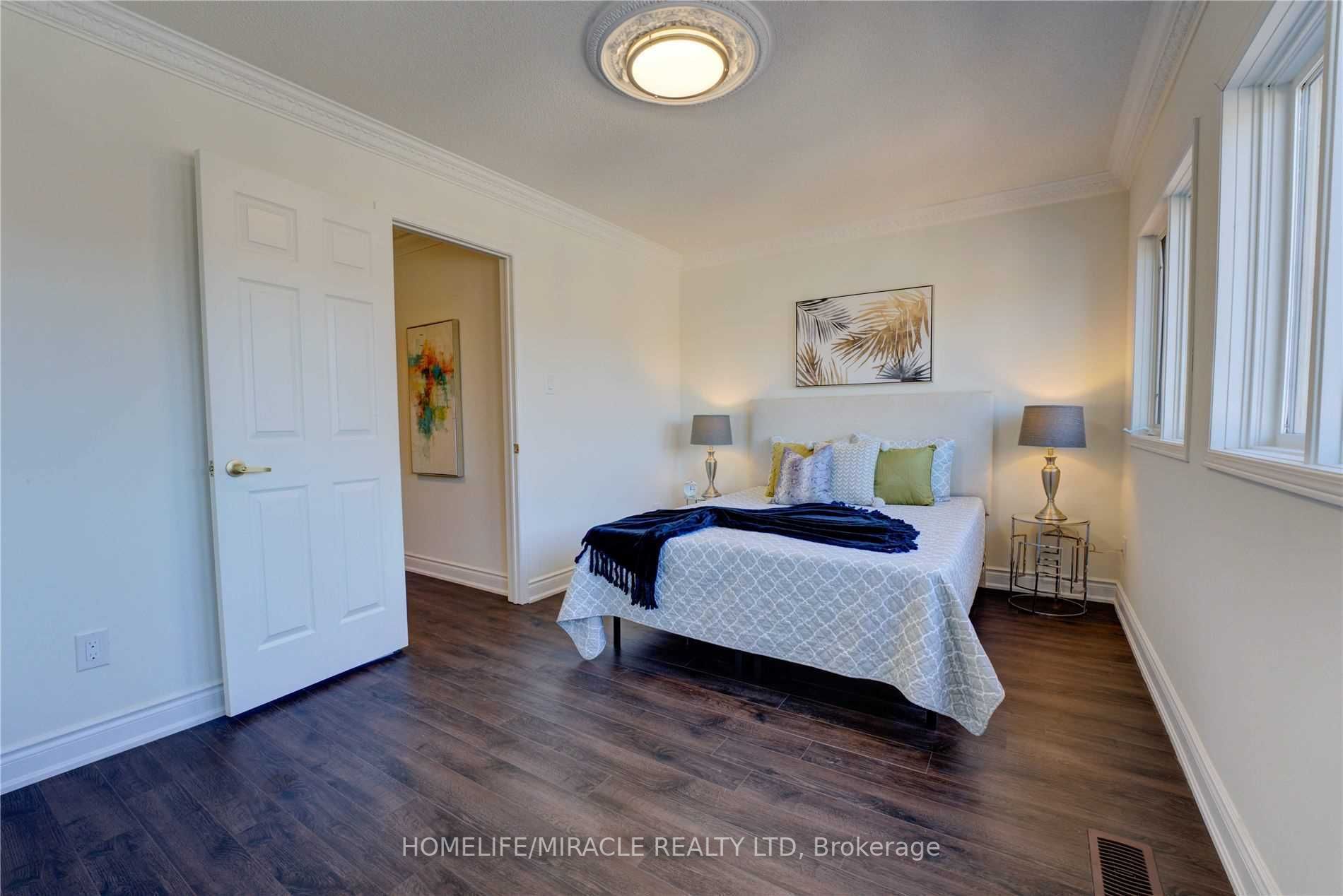 31 Clarion Cres