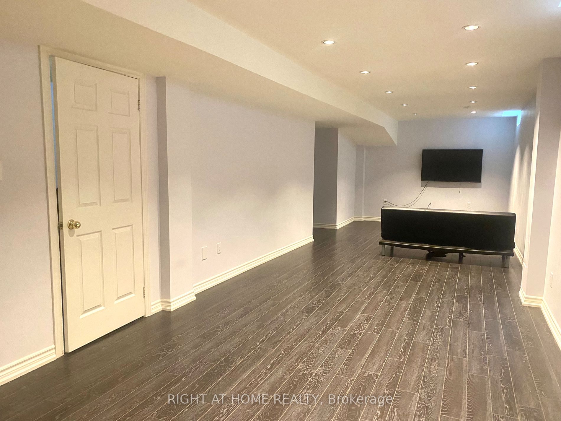 90 Nimbus Place