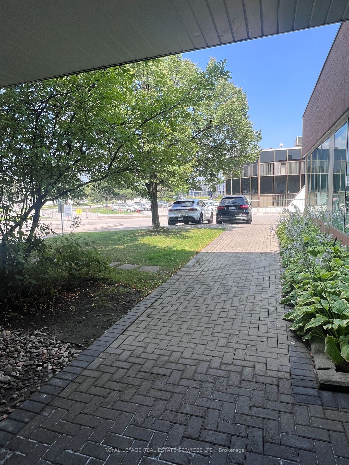 70 East Beaver Creek Rd, #210-Dfg
