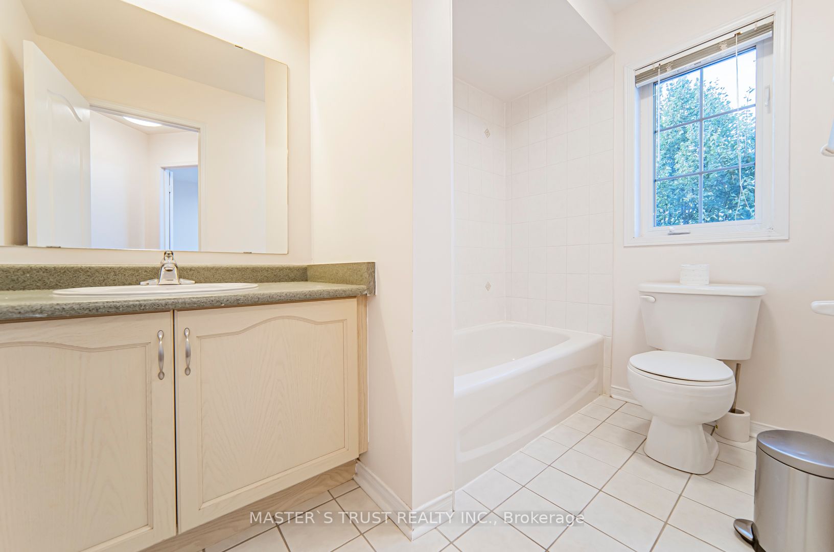 51 Evaridge Dr