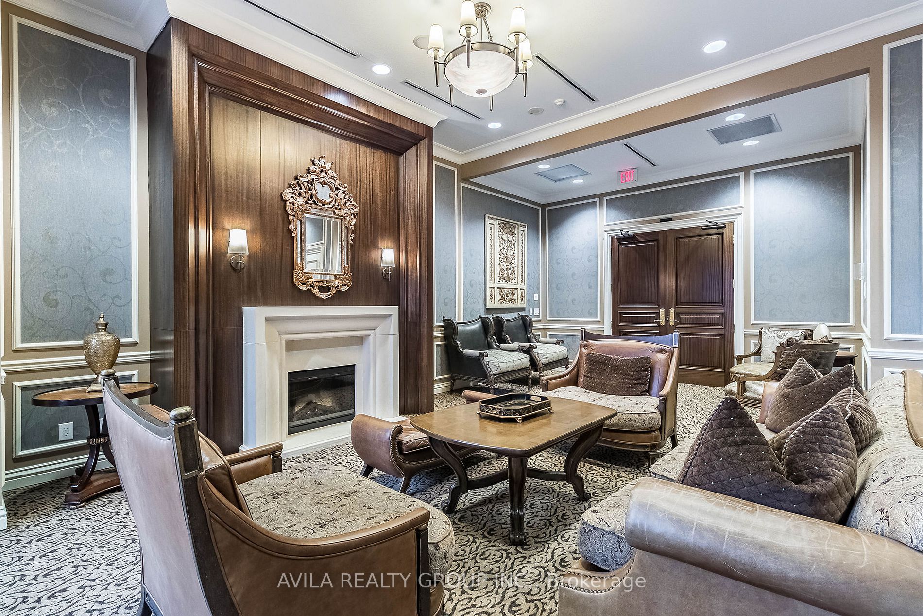 9235 Jane St, #104