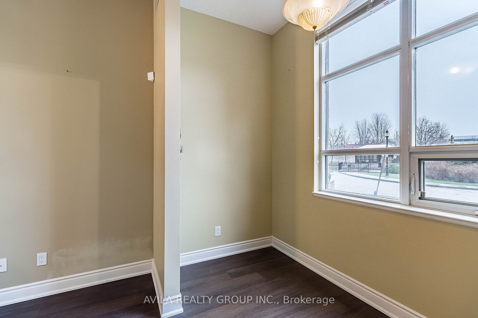 9235 Jane St, #104