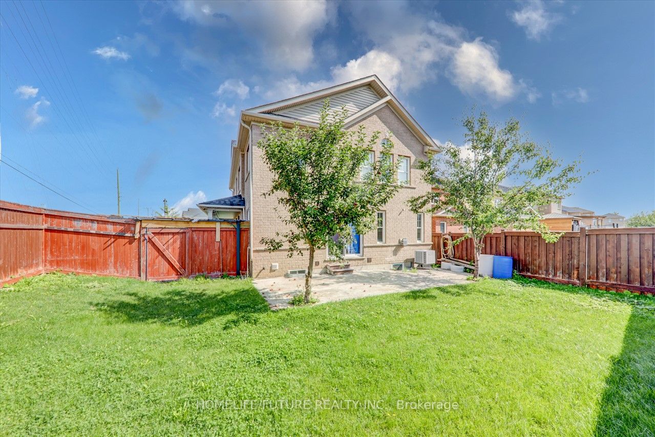 939 Miller Park Avenue, #Upper