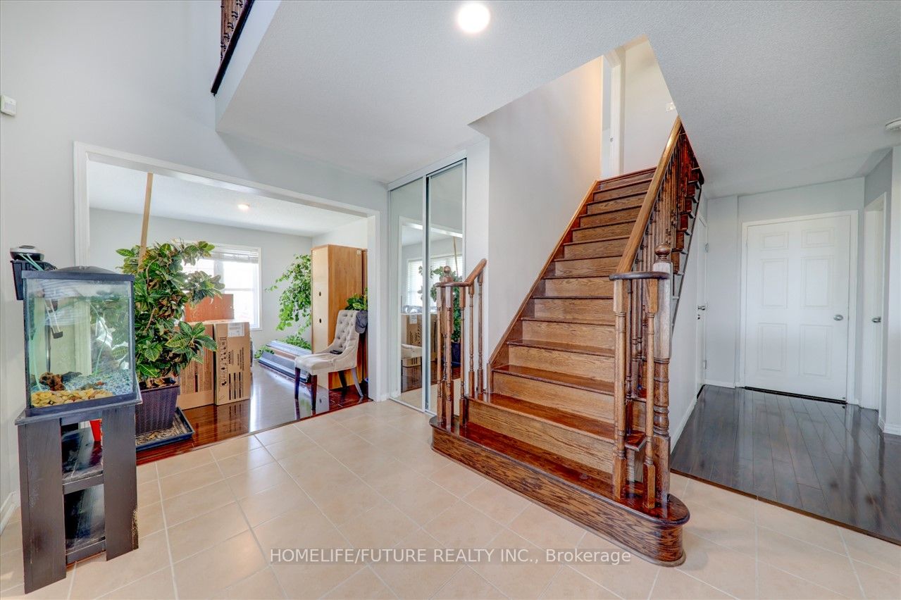 939 Miller Park Avenue, #Upper