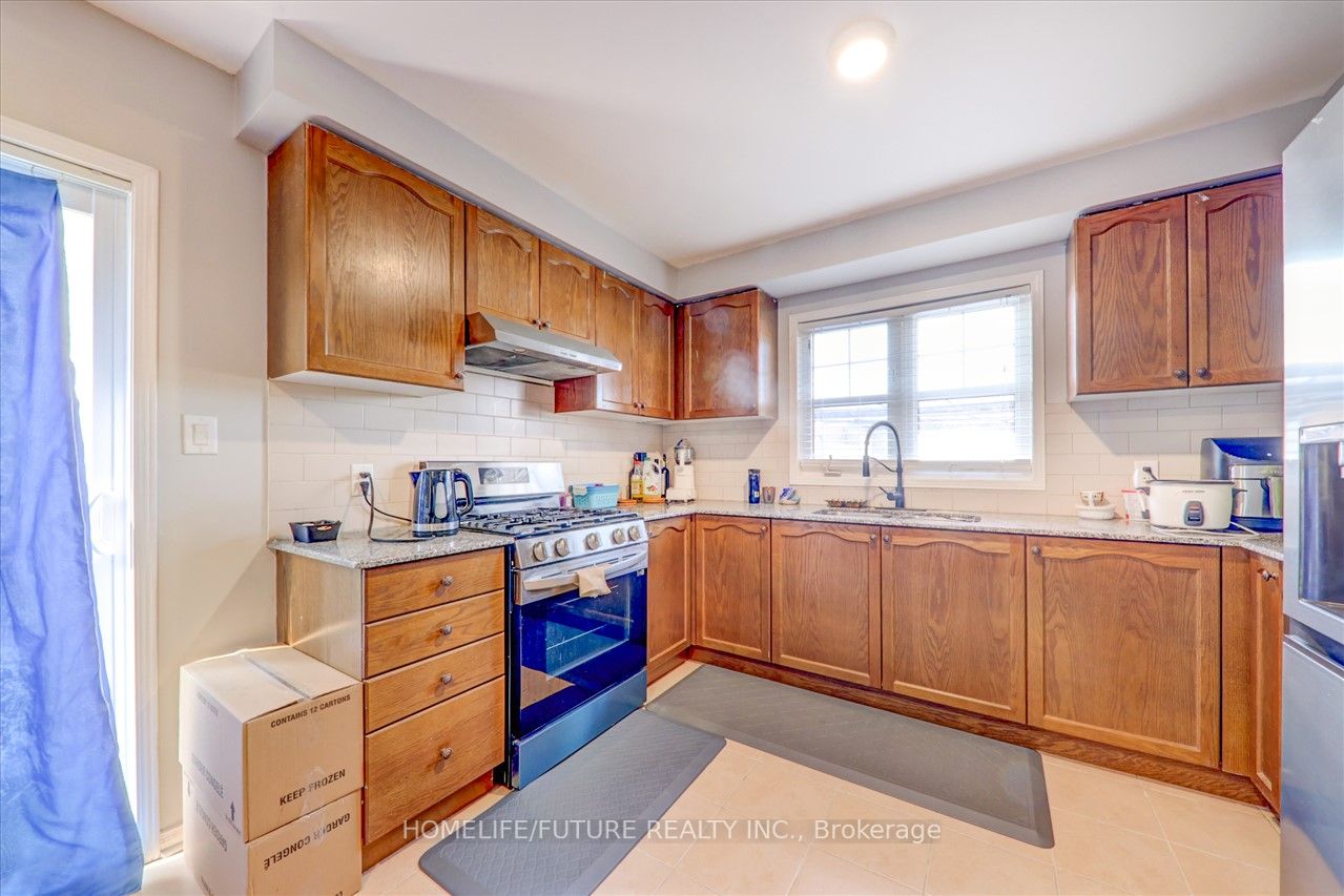 939 Miller Park Avenue, #Upper