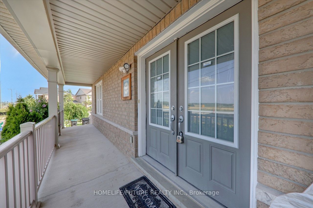 939 Miller Park Avenue, #Upper