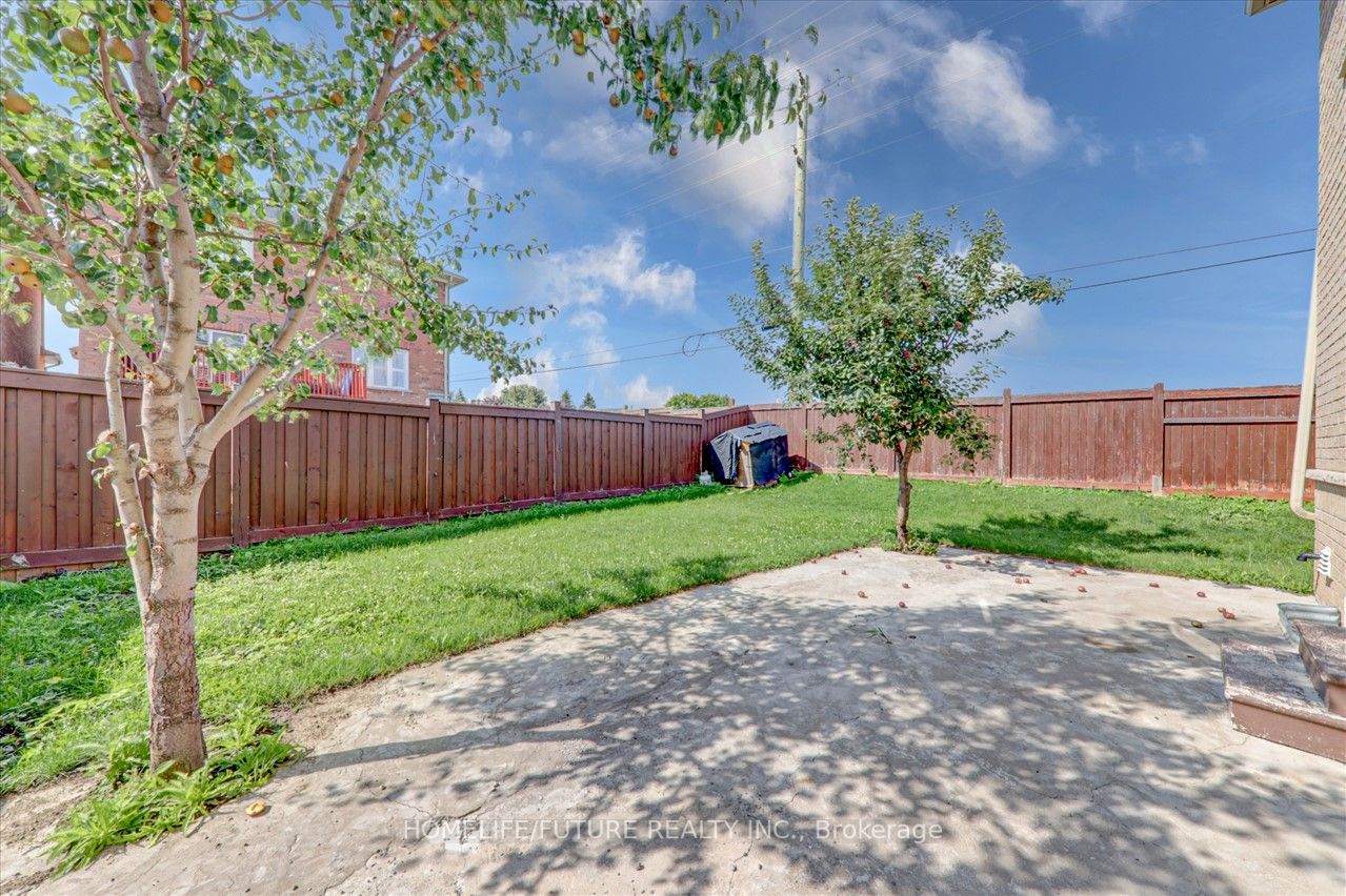 939 Miller Park Avenue, #Upper