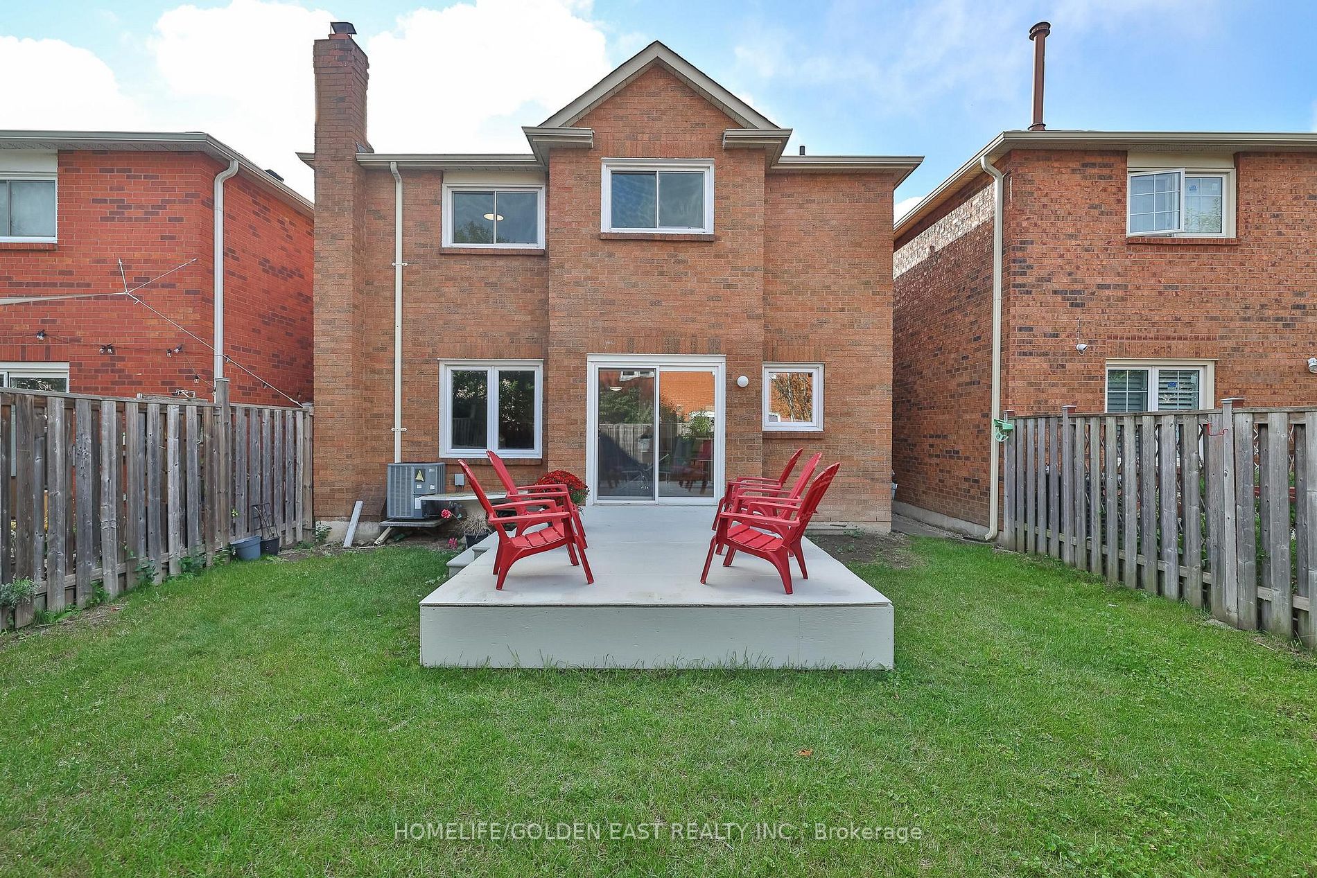 563 Conley Street