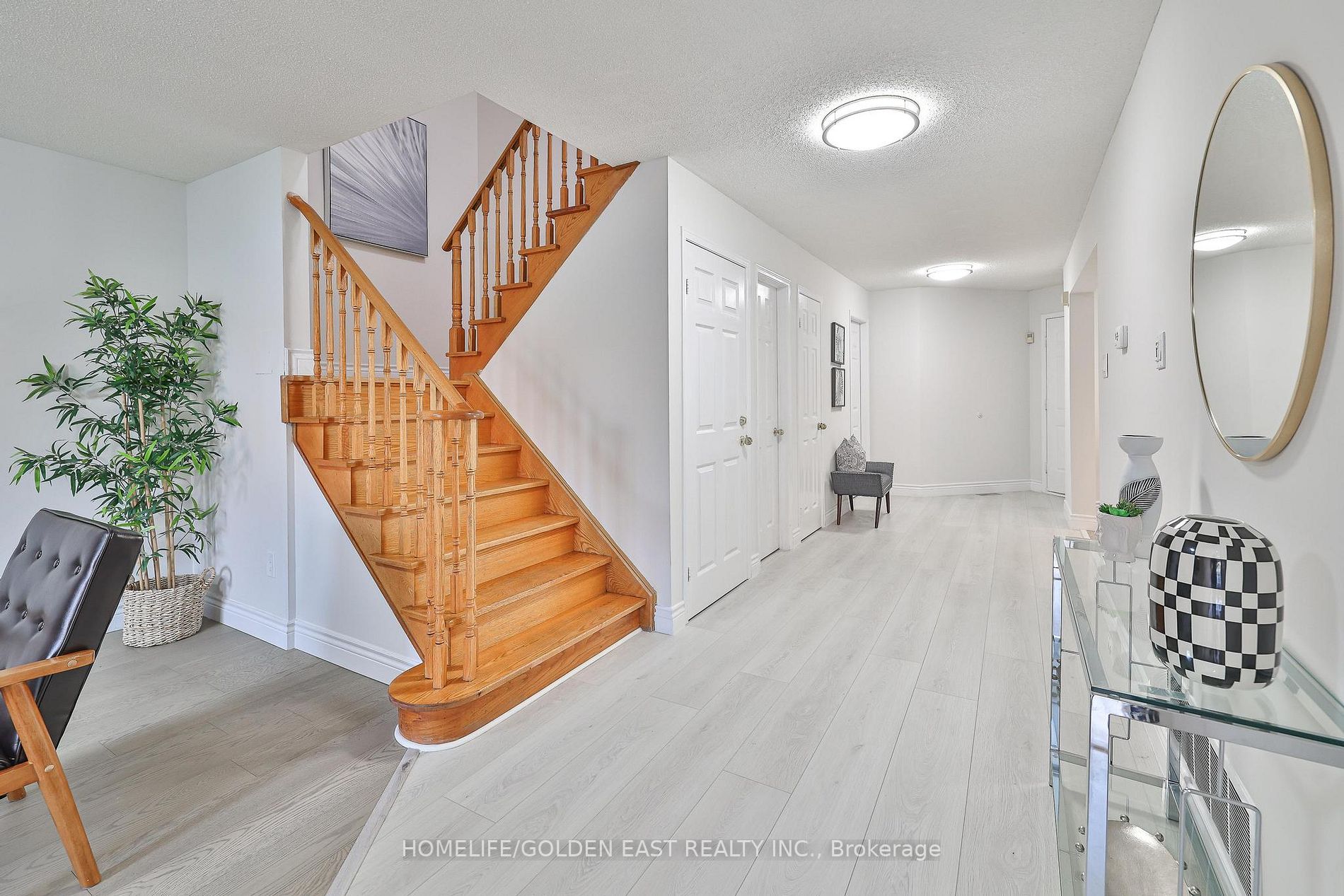 563 Conley Street
