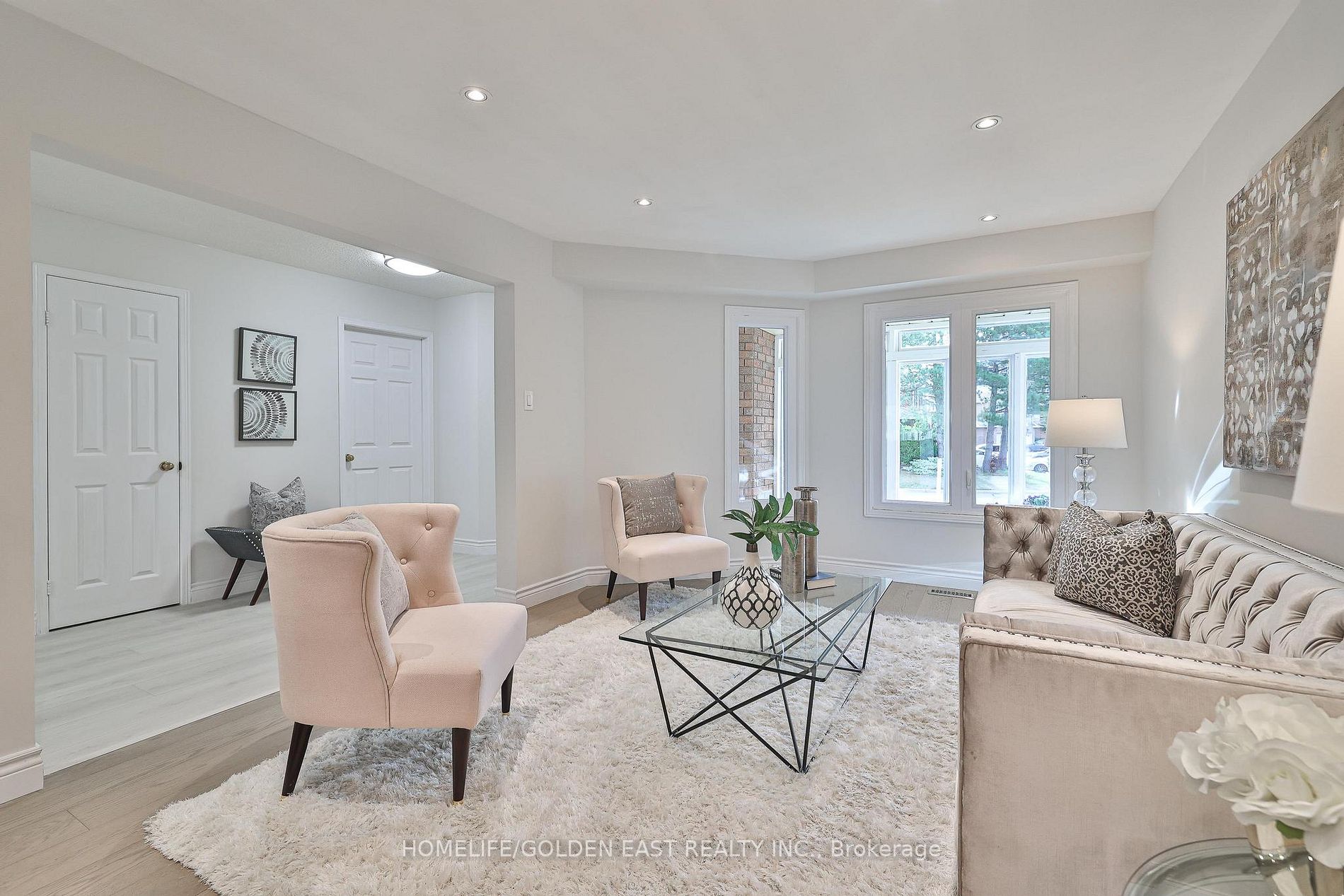 563 Conley Street
