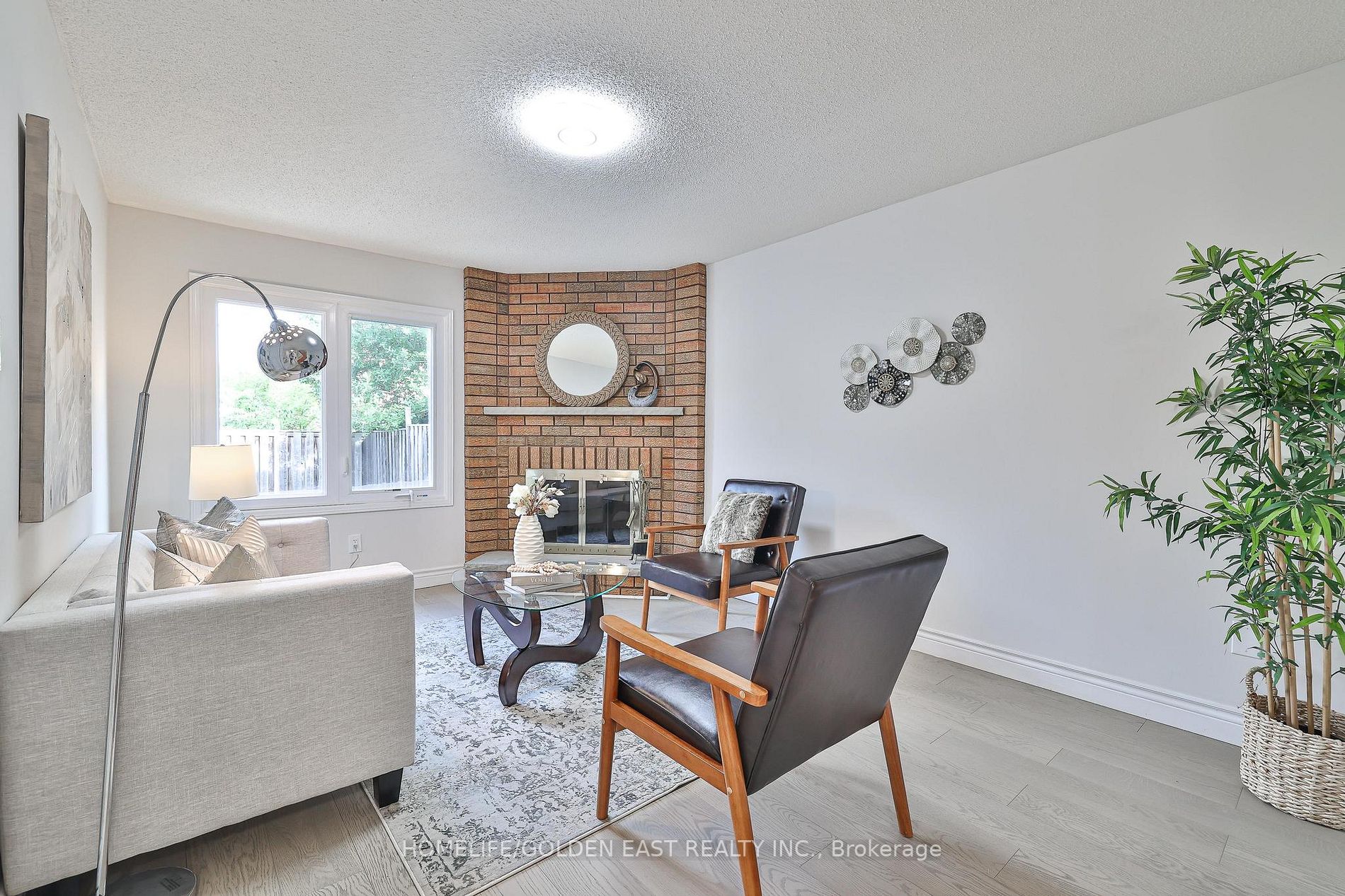 563 Conley Street