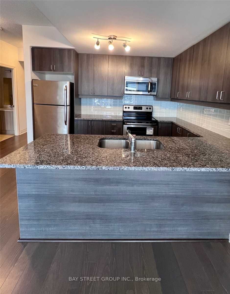 8110 Birchmount Rd, #910